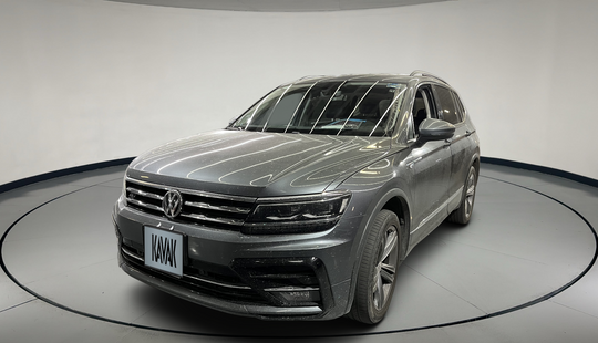 Volkswagen • Tiguan
