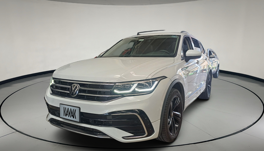 Volkswagen • Tiguan
