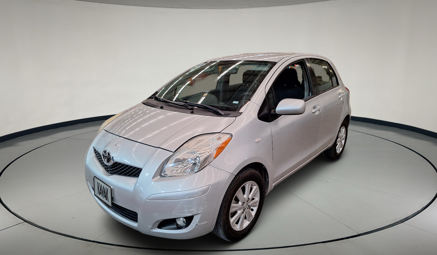 Toyota Yaris 1.5 PREMIUM AT 5PTAS Hatchback 2011