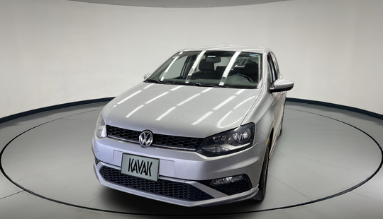 Volkswagen • Polo
