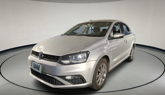 Volkswagen • Vento