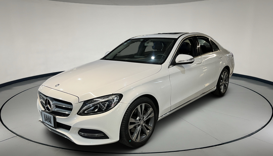 Mercedes Benz • Clase C
