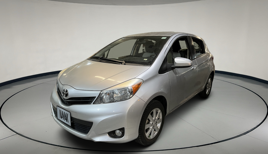 Toyota • Yaris