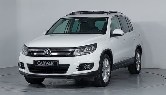 Volkswagen • Tiguan