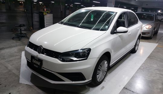 Volkswagen • Vento