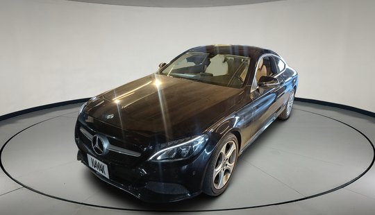 Mercedes Benz • Clase C