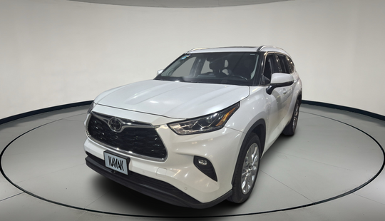 Toyota • Highlander