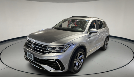 Volkswagen • Tiguan