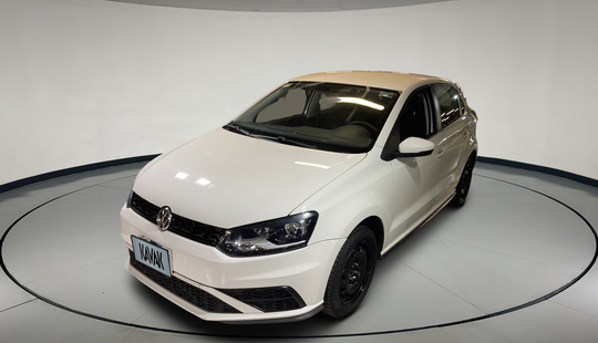 Volkswagen • Polo