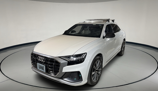 Audi • Q8