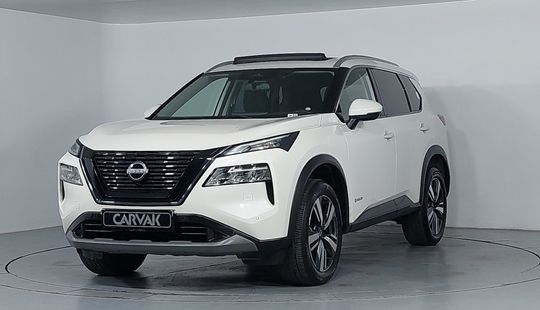 Nissan • X-Trail