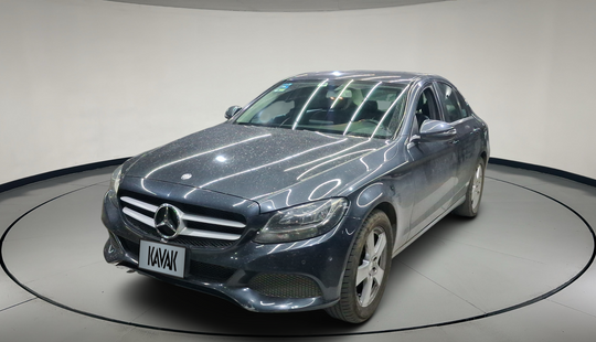 Mercedes Benz • Clase C