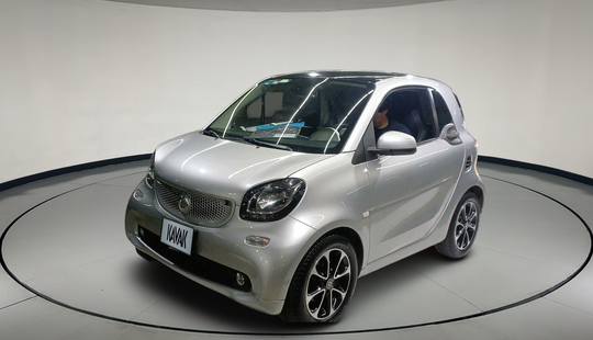 Smart • Fortwo