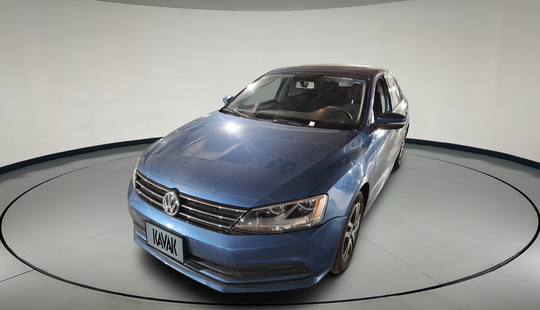 Volkswagen • Jetta