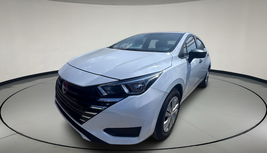 Nissan • Versa