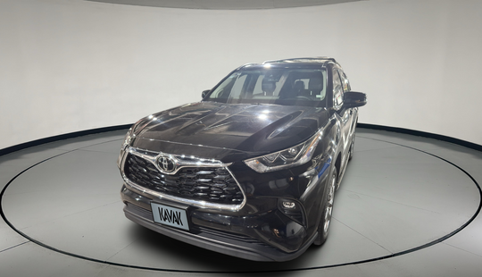 Toyota • Highlander