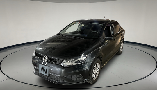 Volkswagen • Vento