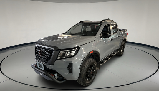 Nissan • Frontier