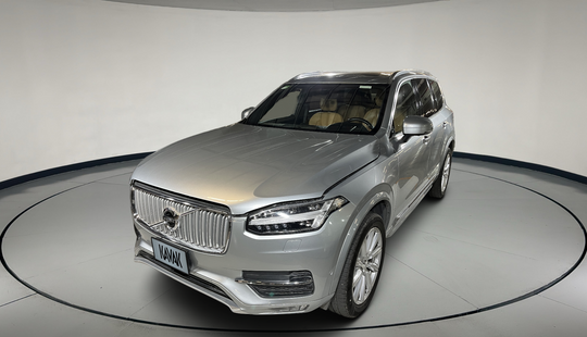 Volvo • XC90