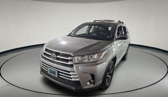 Toyota • Highlander