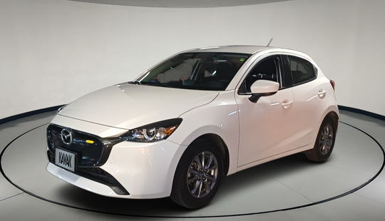 Mazda • Mazda 2