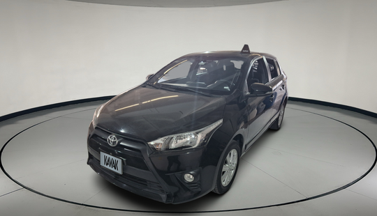 Toyota • Yaris
