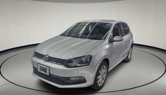 Volkswagen • Polo