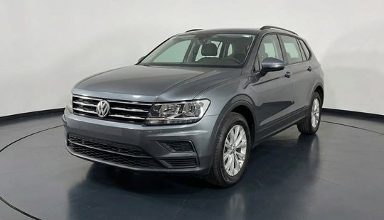 Volkswagen • Tiguan