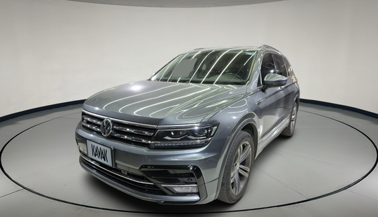Volkswagen • Tiguan