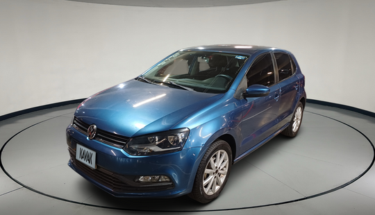 Volkswagen • Polo