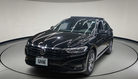 Volkswagen • Jetta