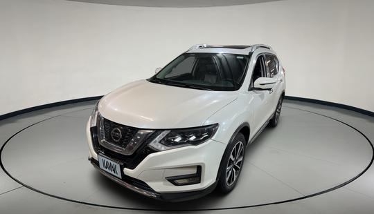 Nissan • X-Trail