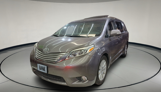 Toyota • Sienna