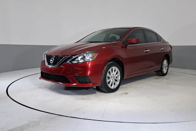 Nissan · Sentra