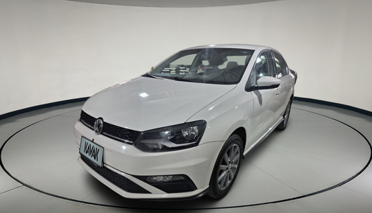 Volkswagen • Vento