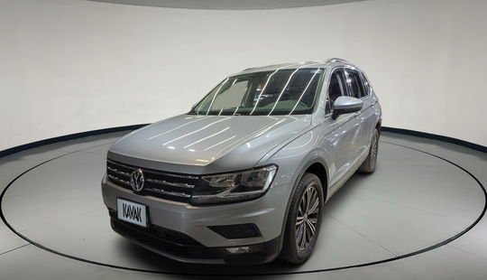 Volkswagen • Tiguan