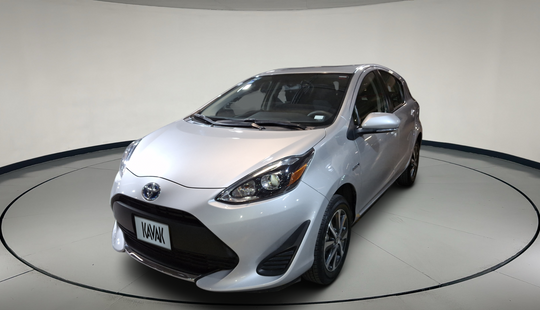 Toyota • Prius C