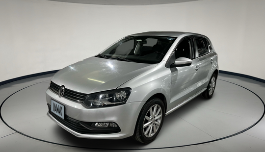 Volkswagen • Polo