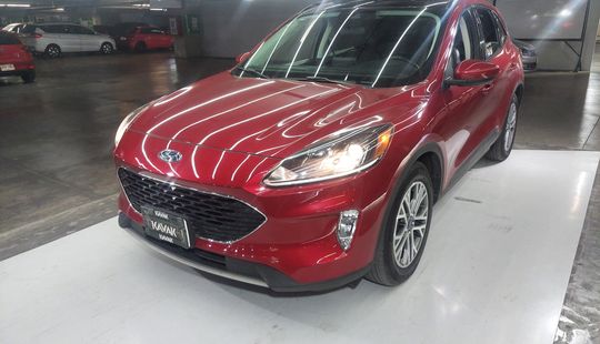 Ford • Escape
