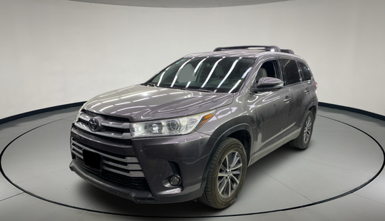 Toyota • Highlander