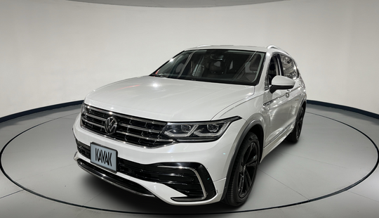 Volkswagen • Tiguan