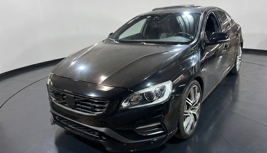 Volvo • S60