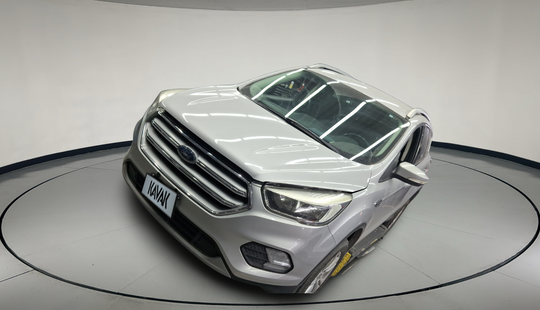 Ford • Escape