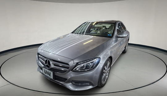Mercedes Benz • Clase C