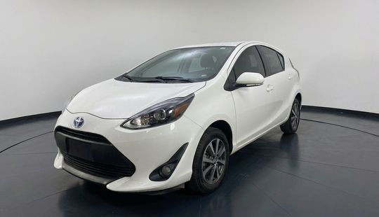 Toyota • Prius C