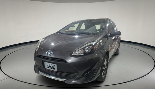 Toyota • Prius C