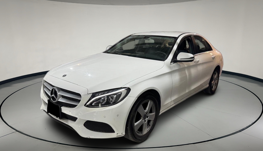 Mercedes Benz • Clase C