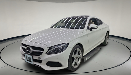 Mercedes Benz • Clase C