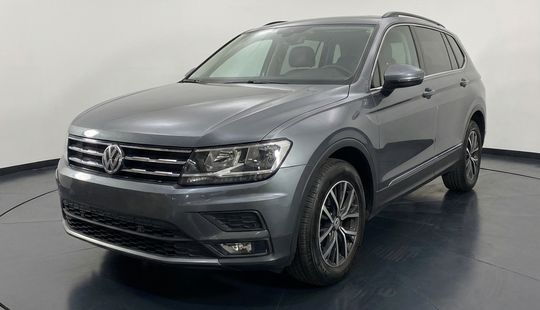 Volkswagen • Tiguan