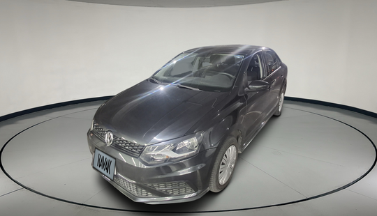 Volkswagen • Vento